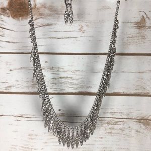 Chloe + Isabel Lumiere Necklace & Earrings!